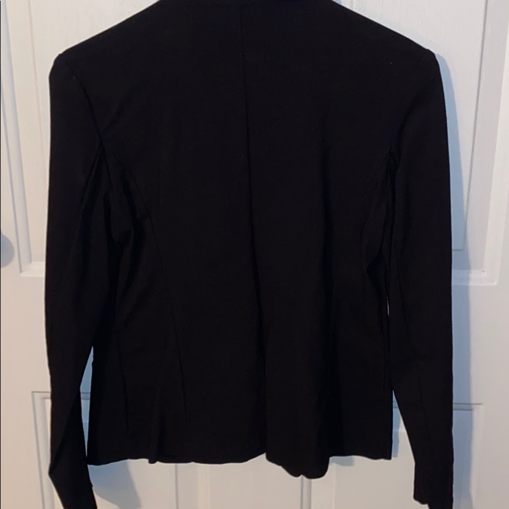 Blazer - Picture 2 of 3